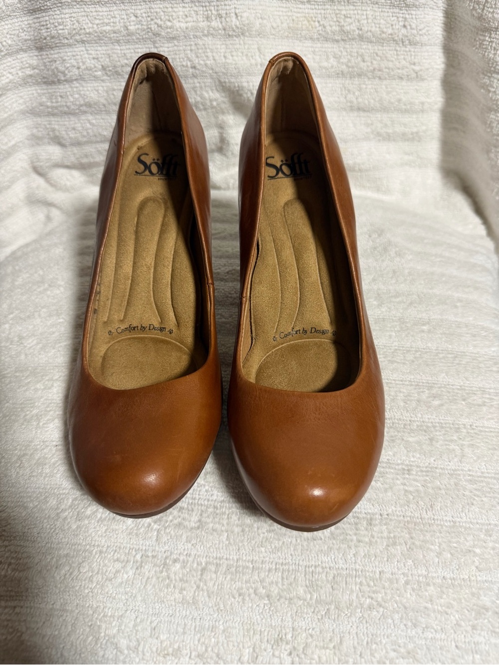 Sofft Women's Nasia. Brown Leather Comfort Round-Toe Block Heel Pumps 7.5
